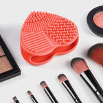 Make-up Brush Cleaner Heart InnovaGoods product packaging