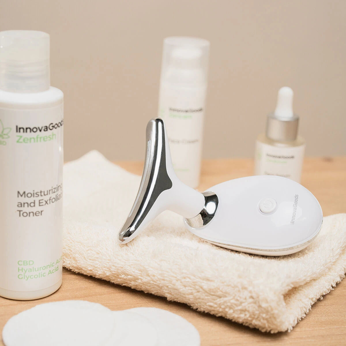 Electric Facial Firming Massager for Face and Neck with LED, EMS, and Heat Selora InnovaGoods product packaging